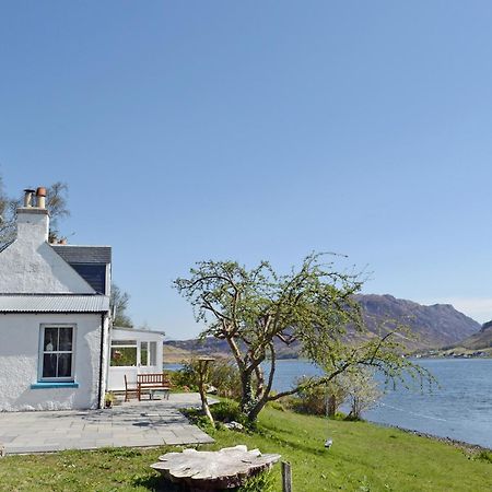 Loch Shore Cottage Dornie Buitenkant foto
