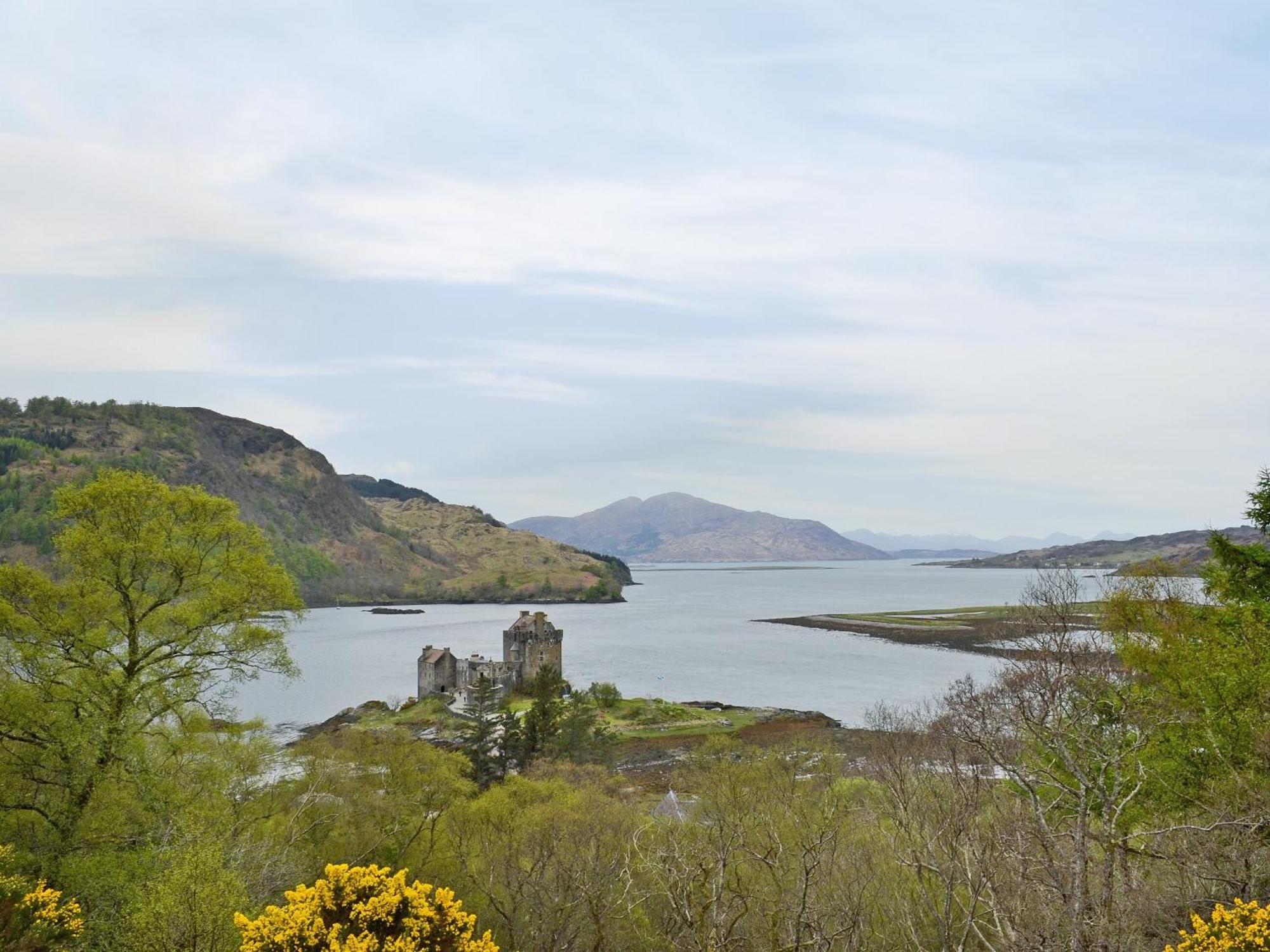 Loch Shore Cottage Dornie Buitenkant foto