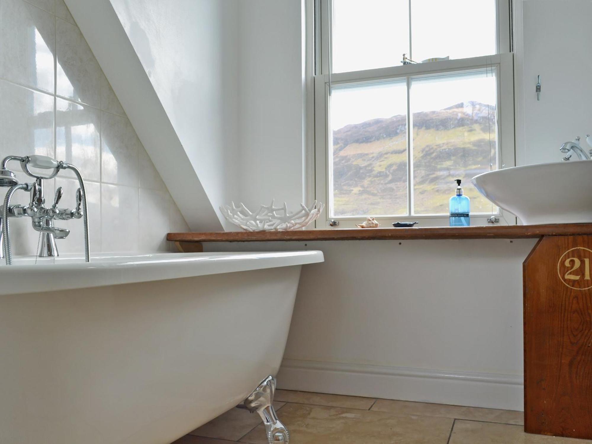 Loch Shore Cottage Dornie Buitenkant foto
